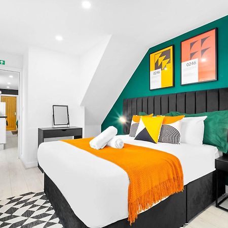 Luxury 3 Bedroom Apartment - Terrace - Near City Centre - Wifi - Smart Tv 1Mr Birmingam Exterior foto